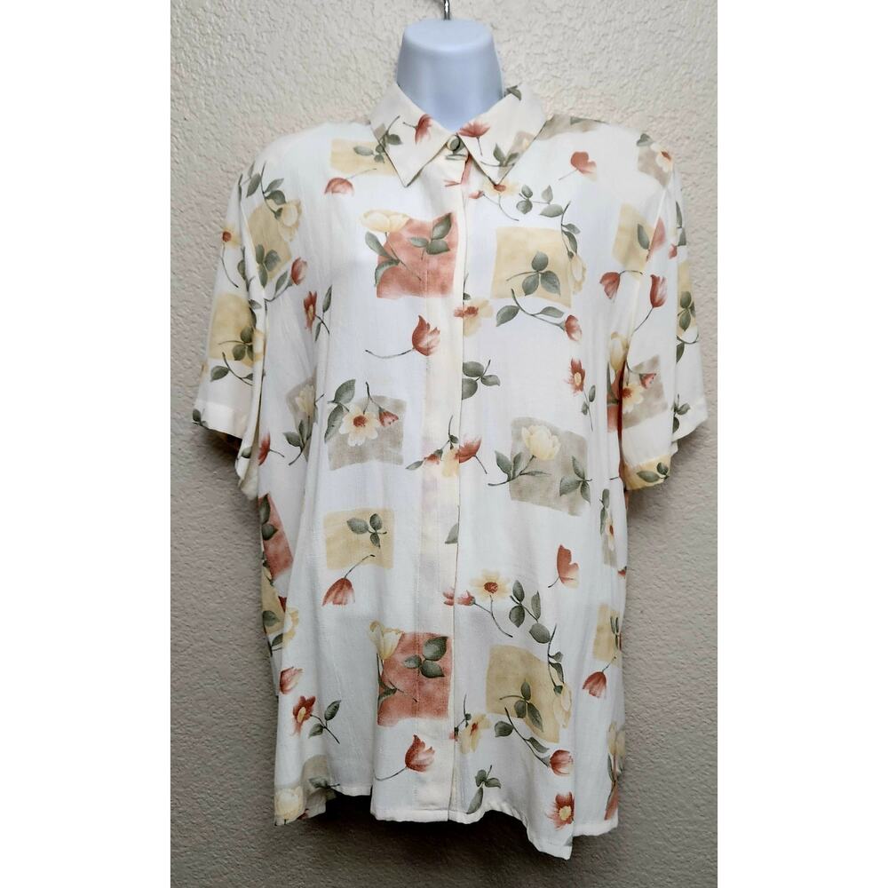 Vintage Alfred Dunner Cream Green Floral Print Hidden Button Top 16 Lightweight